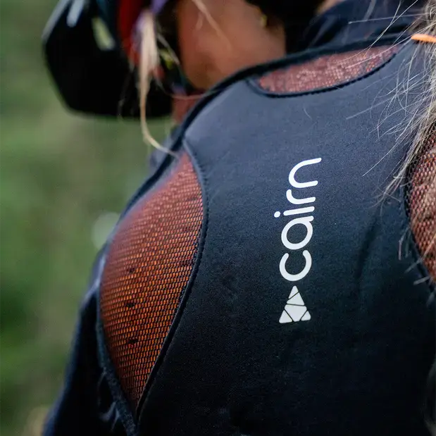 PRO IMPAKT D3O® Rückenprotektor – Flexibler Schutz für Erwachsene, D3O® Technologie - FastMove