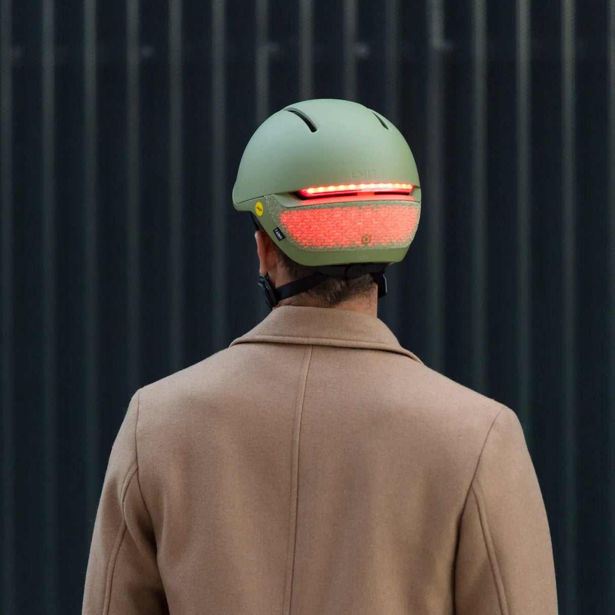 Unit1 FARO Smart Helm – Urban Fahrradhelm mit Beleuchtung, Blinkern & Crash Alert.