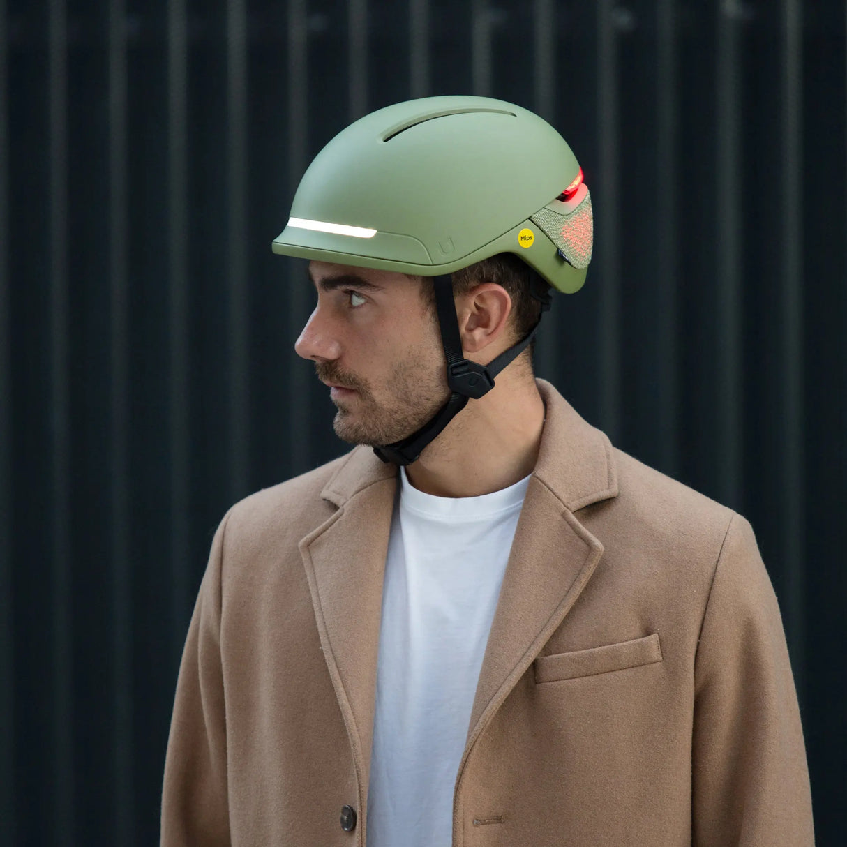 Unit1 FARO Smart Helm – Urban Fahrradhelm mit Beleuchtung, Blinkern & Crash Alert.