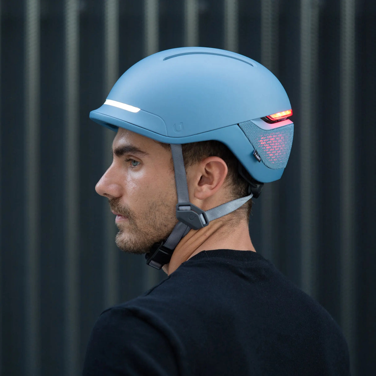 Unit1 FARO Smart Helm – Urban Fahrradhelm mit Beleuchtung, Blinkern & Crash Alert - FastMove